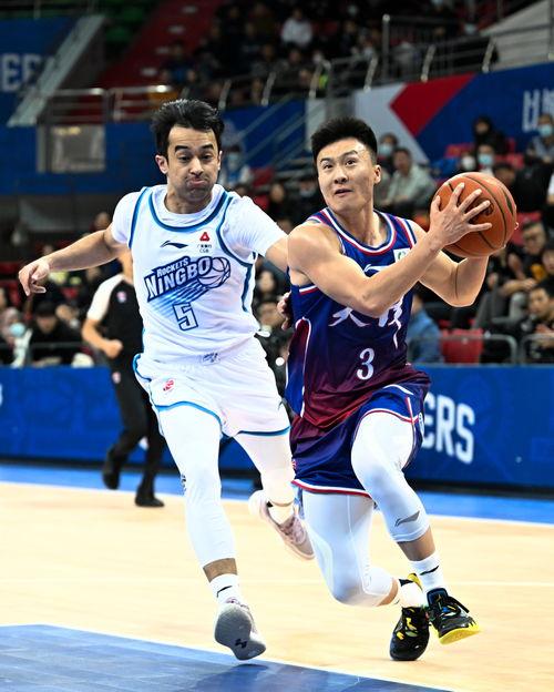 CBA常规赛 宁波vs天津,宁波队与天津队展开巅峰对决！”